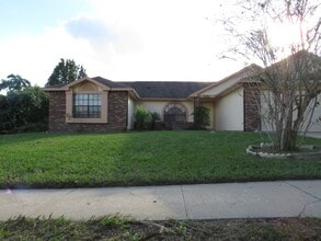 Building Photo - Coming Soon! Beautiful and Spacious 3 bedroom 2 bath Home With a Split Floor Plan.