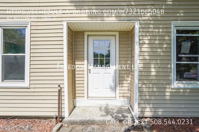 Building Photo - 62 Willow Rd