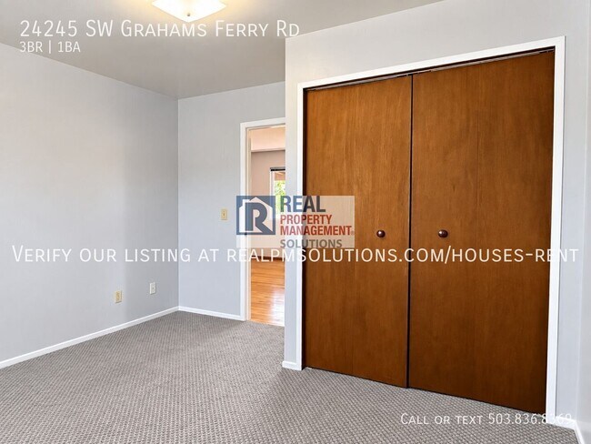 Building Photo - 24245 SW Grahams Ferry Rd