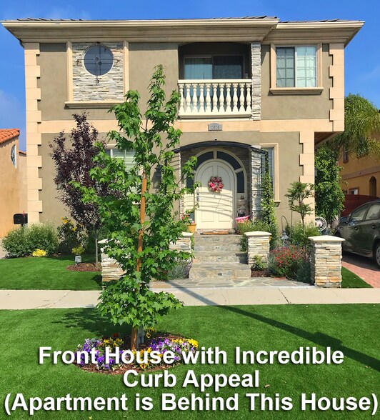 Front House (Apt Behind) - 2026 -2028 Clyde Ave