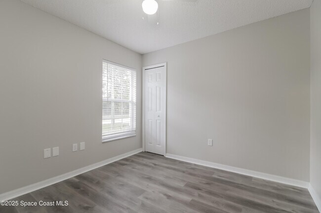 Building Photo - 6145 Banyan St