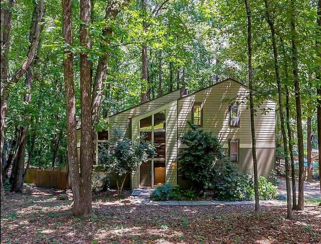 Primary Photo - 1543 Hillhaven Dr