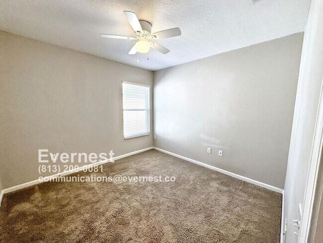 Building Photo - 26541 Castleview Way
