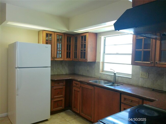 Building Photo - 209 Pinehurst Dr