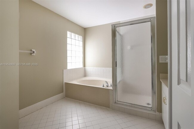 Building Photo - 7634 Trenton Dr