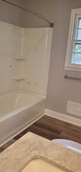 Building Photo - 116 W Decatur St