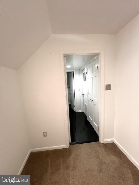 Building Photo - 9004 Brightlea Ct