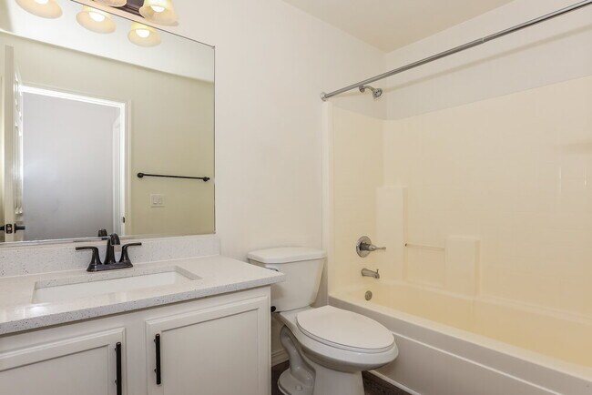 Building Photo - 11462 E Quarry Ave