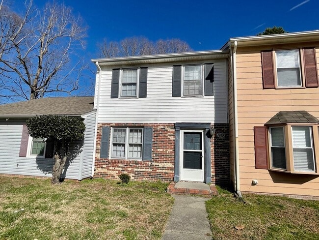 Building Photo - 1619 Autumn Dr