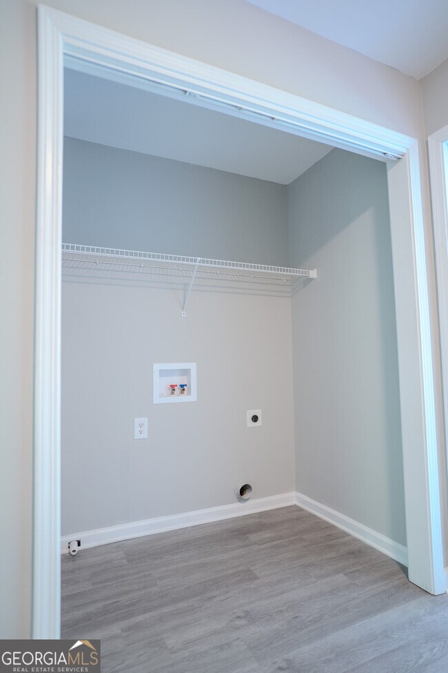 Building Photo - 3043 Saddle Creek Dr