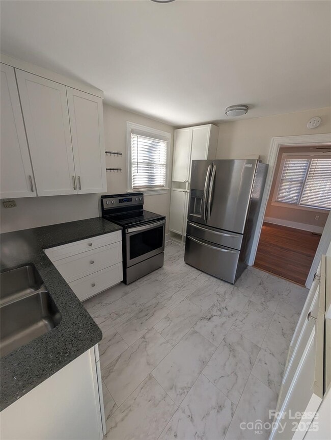 Building Photo - 243 Woodland Rd