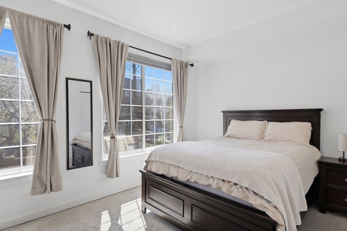 Building Photo - 1113 Lemon St