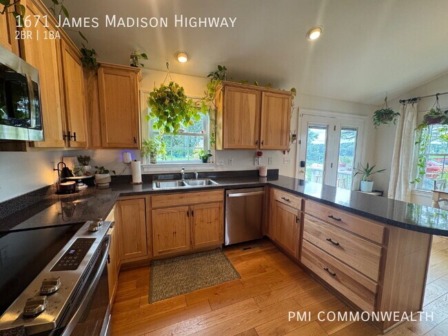Building Photo - 1671 James Madison Hwy