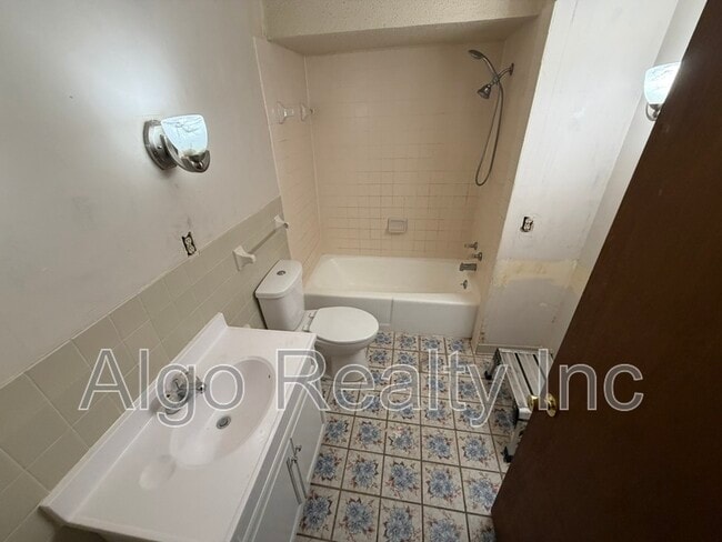 Building Photo - 8125 Georgia Ct N