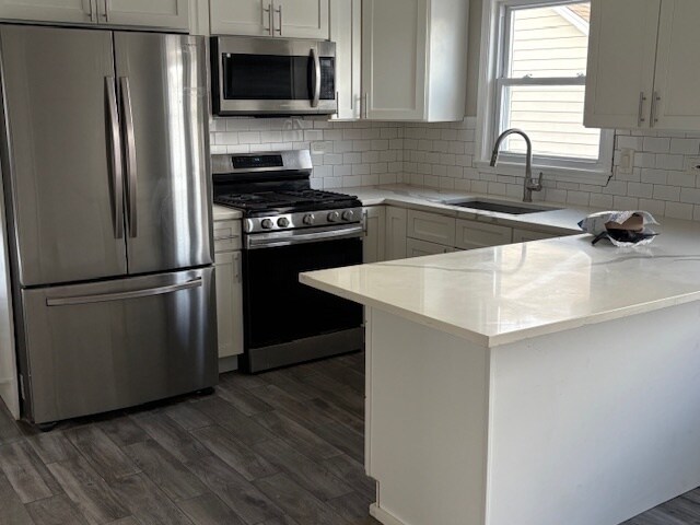 Building Photo - 5619 N Menard Ave