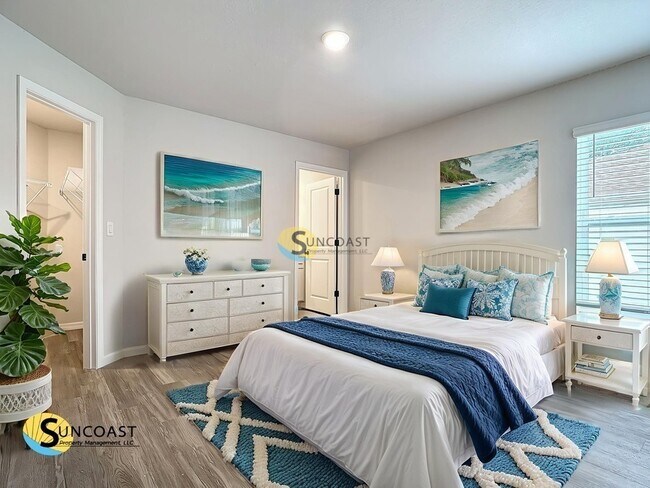 Building Photo - 15072 Dania Ave