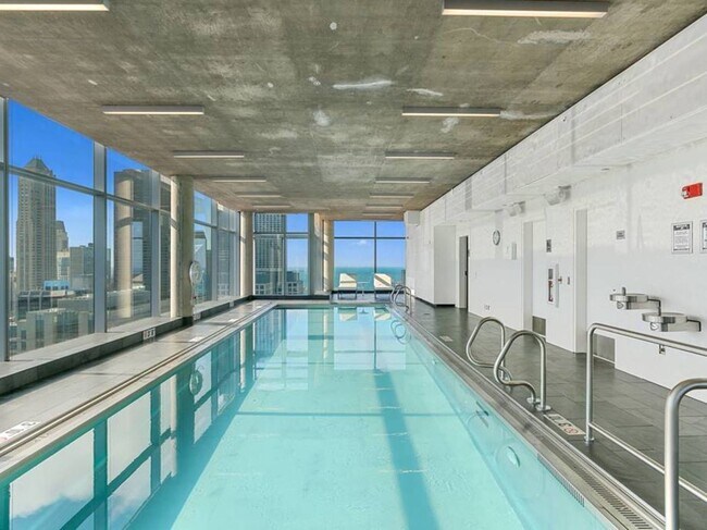 Building Photo - 600 N Fairbanks Ct