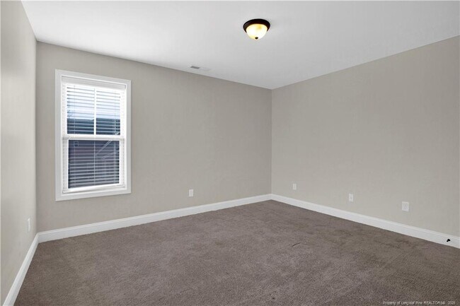 Building Photo - 228 Wentworth Dr