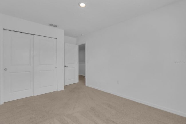 Building Photo - 3010 Canary Ave