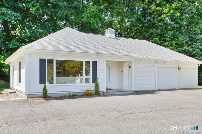 Building Photo - 345 Governors Ln