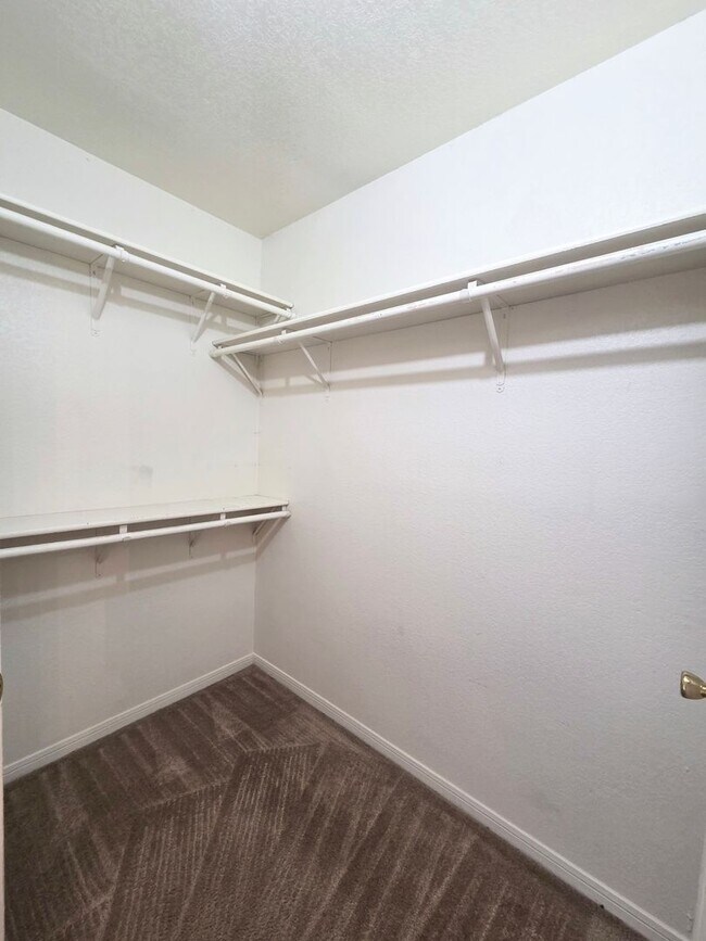 Building Photo - 3-Bed, 2-Bath Home for Rent in Kempner, TX