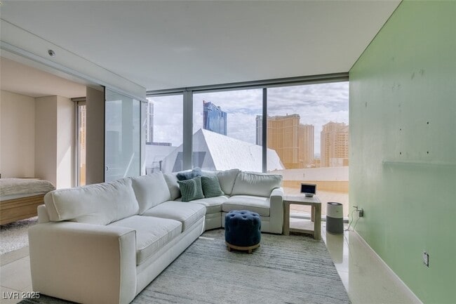 Building Photo - 3722 Las Vegas Blvd S