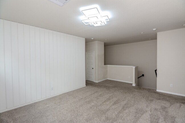 Building Photo - 4120 Split Ivy Dr