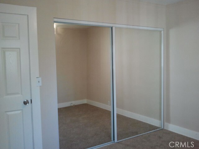 Building Photo - 1329 W 37th Dr