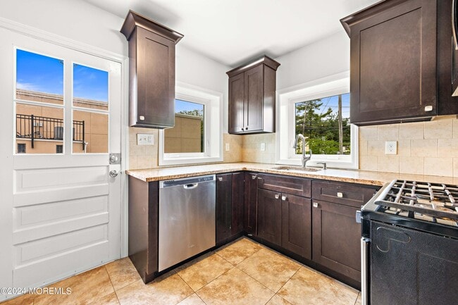 Building Photo - 314 NJ-34