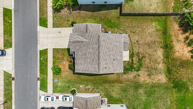 Building Photo - 4213 Stockbrook Dr
