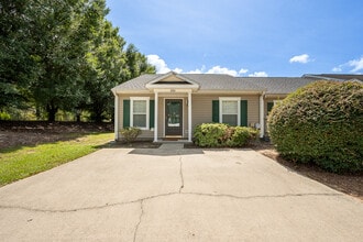 Building Photo - 1204 Longpoint Dr