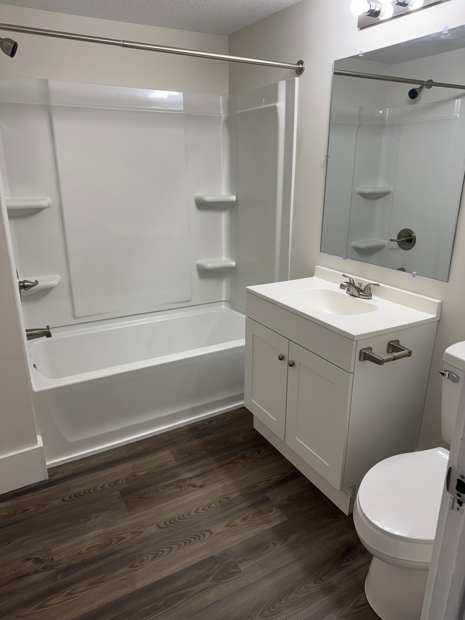 Building Photo - 834 N Jefferson St