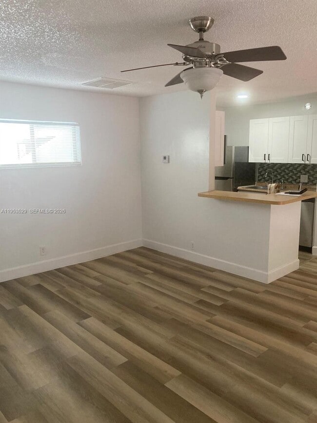 Building Photo - 35 Crossings Cir