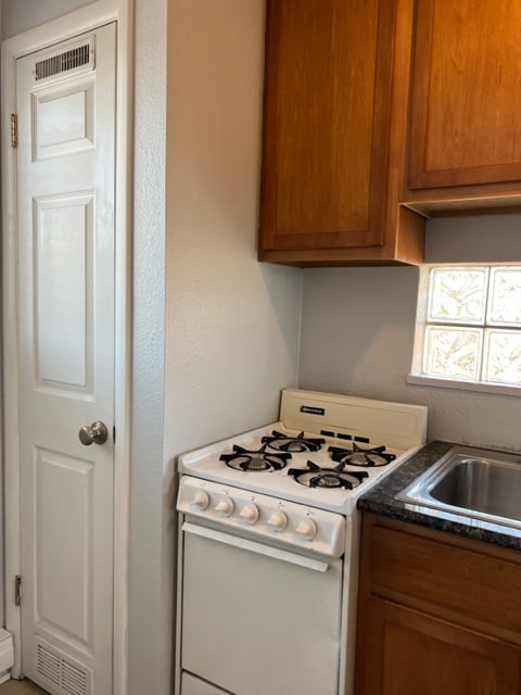 Building Photo - 4553 W 38th Ave