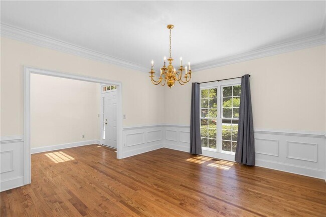 Building Photo - 5941 Wilbanks Dr