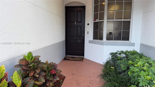 Building Photo - 735 SW 148th Ave
