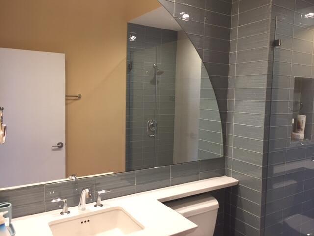 Building Photo - 1551 N Flagler Dr