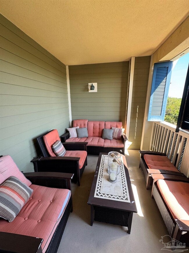 Building Photo - 1732 W County Hwy 30A