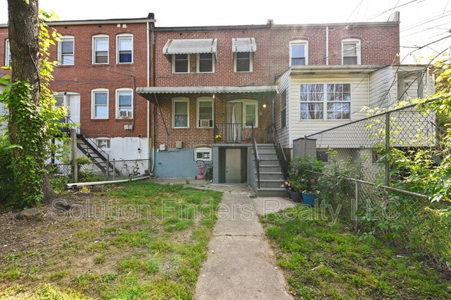 Building Photo - 2996 Sollers Point Rd