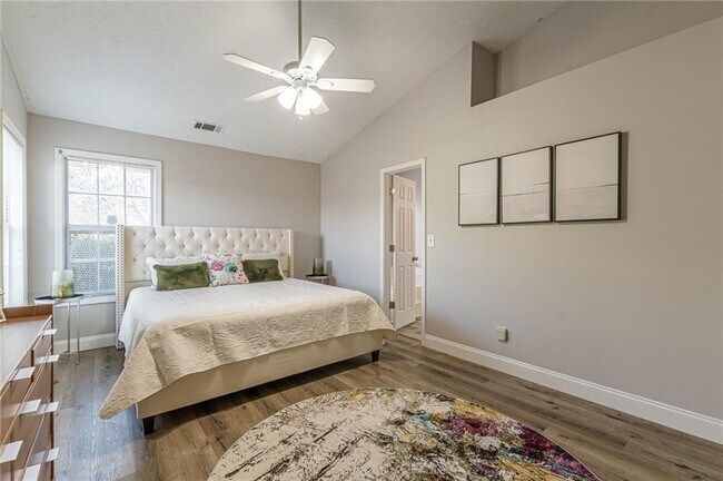 Building Photo - 3195 Jorden Crest Ct NW