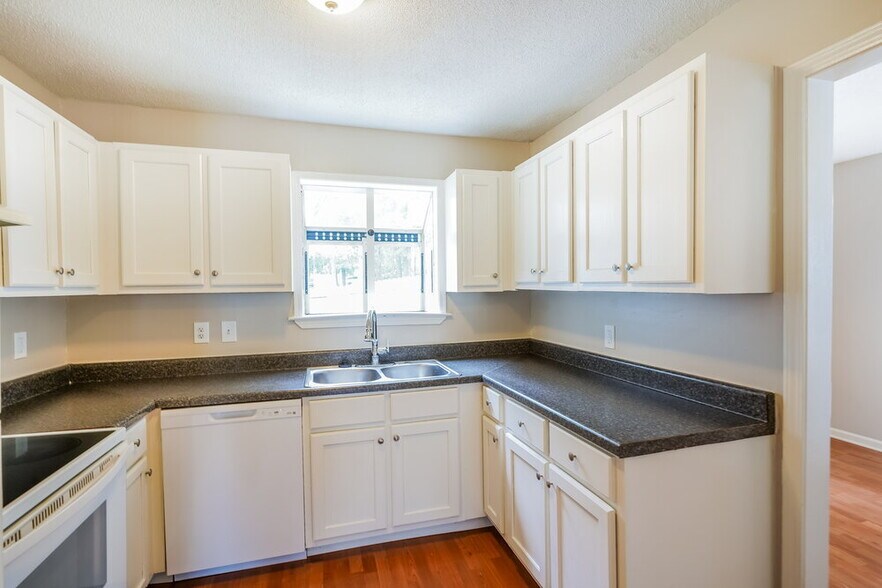 Building Photo - 3408 Doriswood Ct