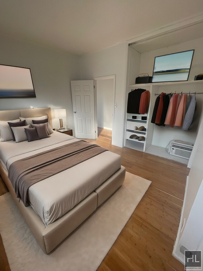 Building Photo - 43 STREET