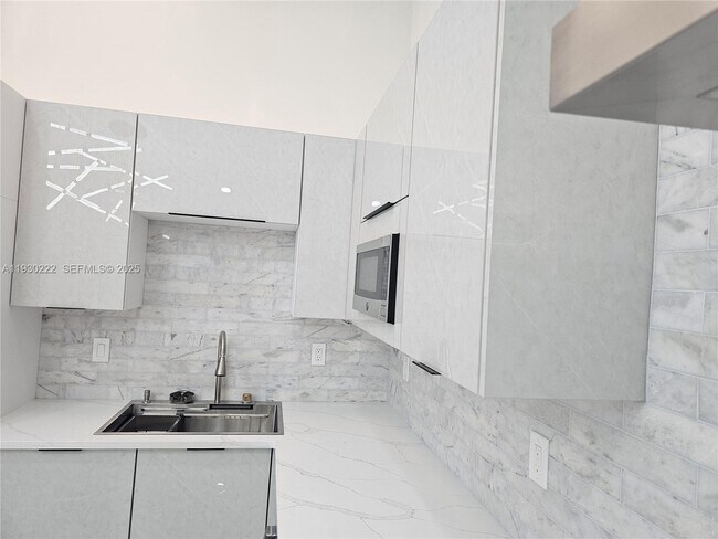 Building Photo - 4 Alford Ct