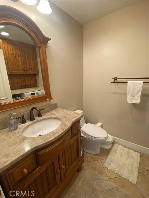 Building Photo - 73 Thicket