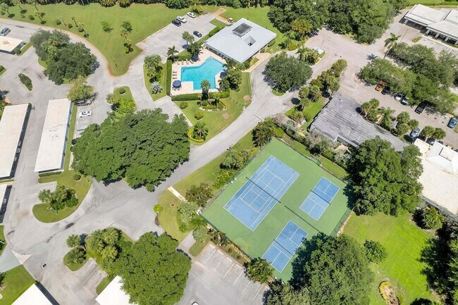 Building Photo - 1648 Jupiter Cove Dr