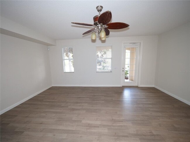 Building Photo - 1553 Napoli Dr W