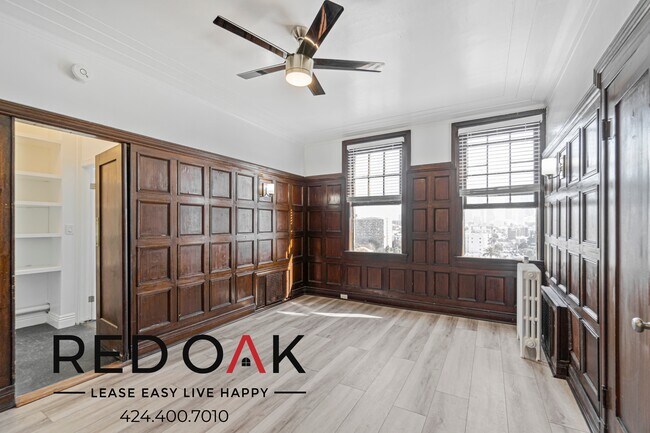Primary Photo - 2505 W 6th St