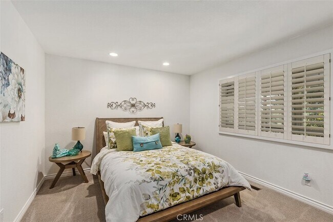 Building Photo - 35455 El Niguel Rd