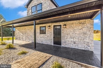 Building Photo - 10910 Liberty Rd