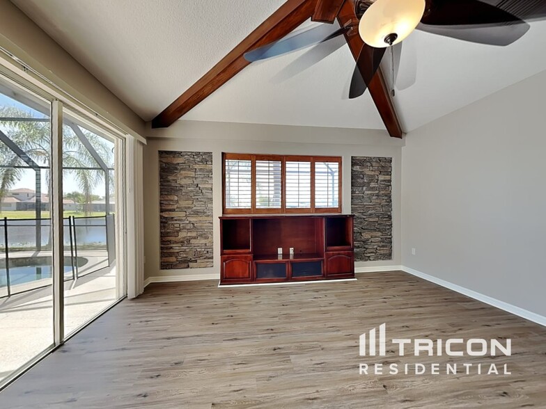 Building Photo - 310 Salvia Ct